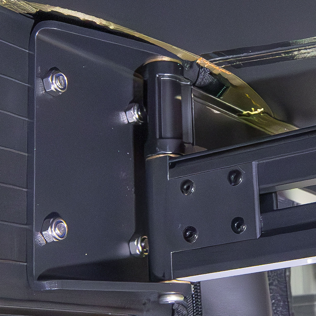 Peregrine PRO 5 Arm 270 Degree Awning – Left